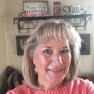 Meet your Posher, Christine